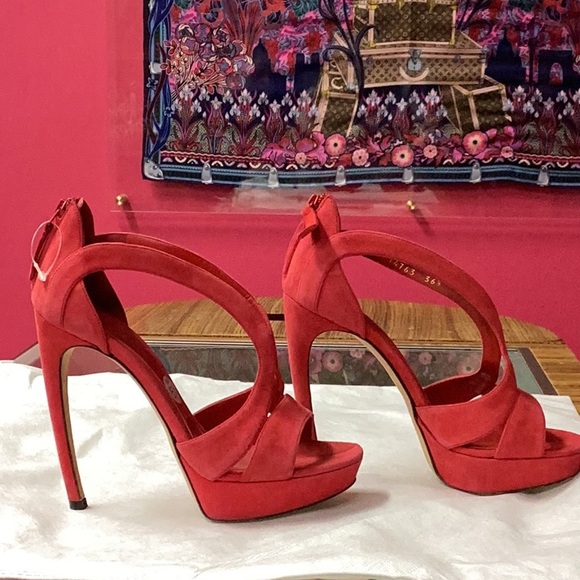 ALEXANDER McQueen Double Arched Armadillo Red Sandals 36.5 Suede Ultra Heels - Picture 2 of 7